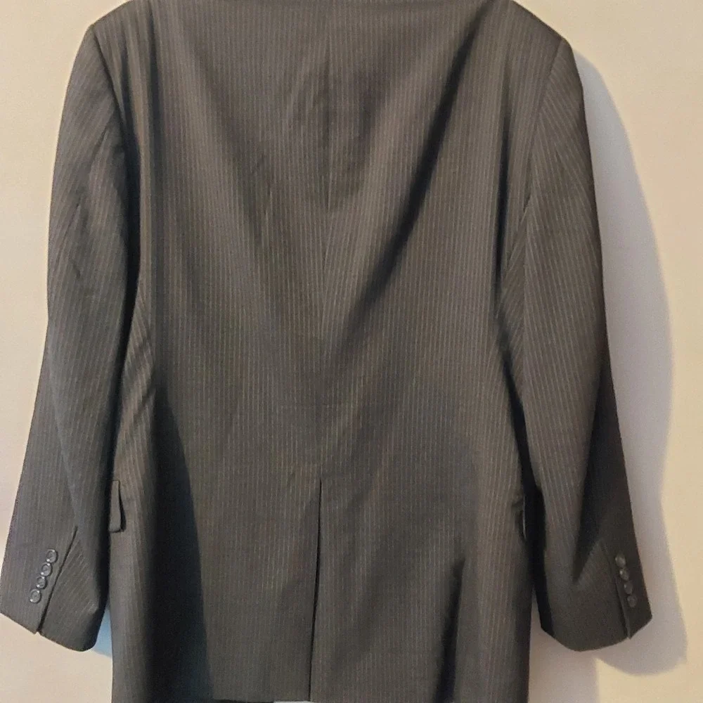 Jos A Bank Blazer Mens 43L Charcoal Pin‎ Stripe 2 Button Sport Jacket Wool $650